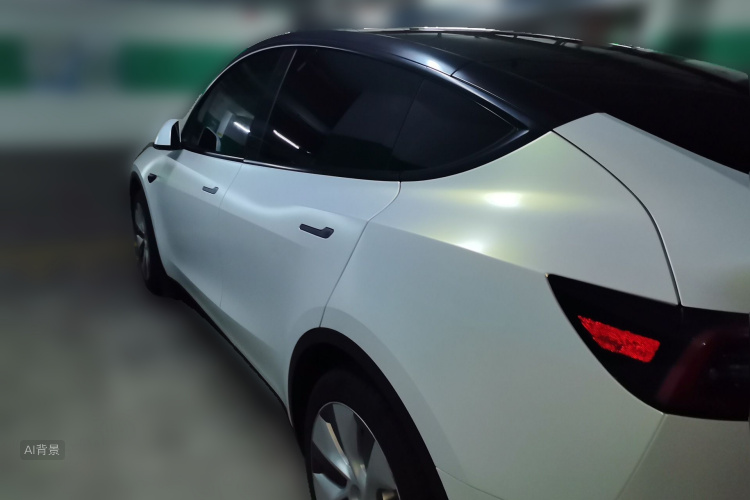 Tesla Model Y 2022 immagine di auto #5