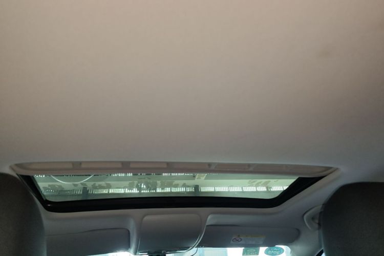 Volkswagen Polo 2017 car image #18