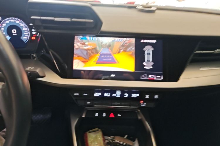 Audi A3 2023 immagine di auto #13