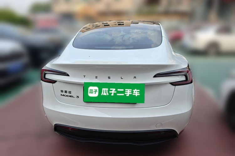 Tesla Model 3 2025 #4 Tesla Model 3 2025 car image #4