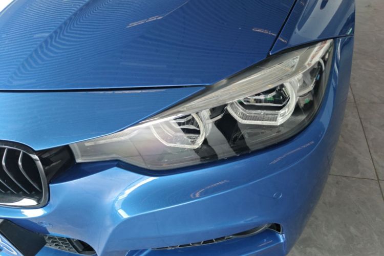 BMW 3 Series 2018 #23 BMW 3 Series 2018 car image #23
