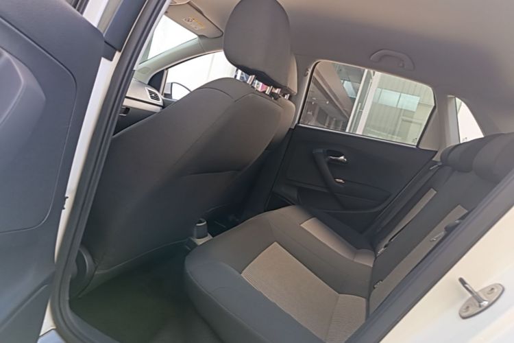 Volkswagen Polo 2018 #17 Volkswagen Polo 2018 car image #17
