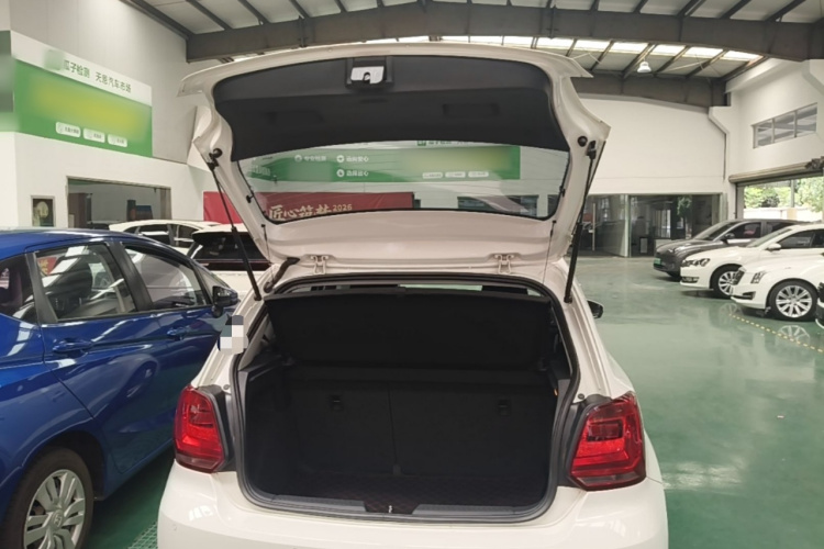 Volkswagen Polo 2018 #19 Volkswagen Polo 2018 car image #19