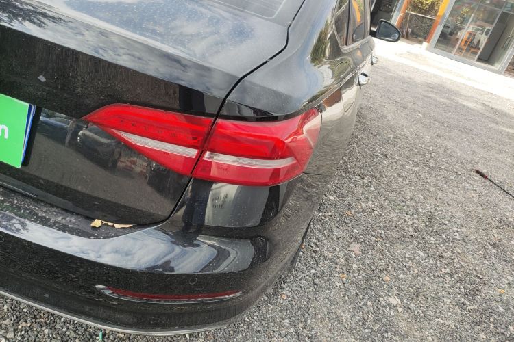 Volkswagen Lavida 2019 car image #8