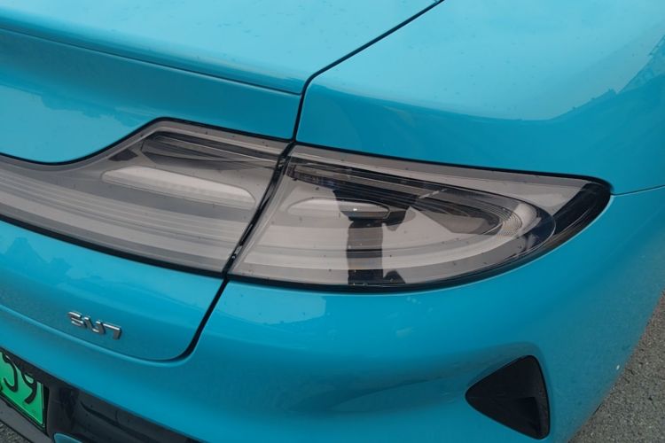 MI SU7 2025 car image #8