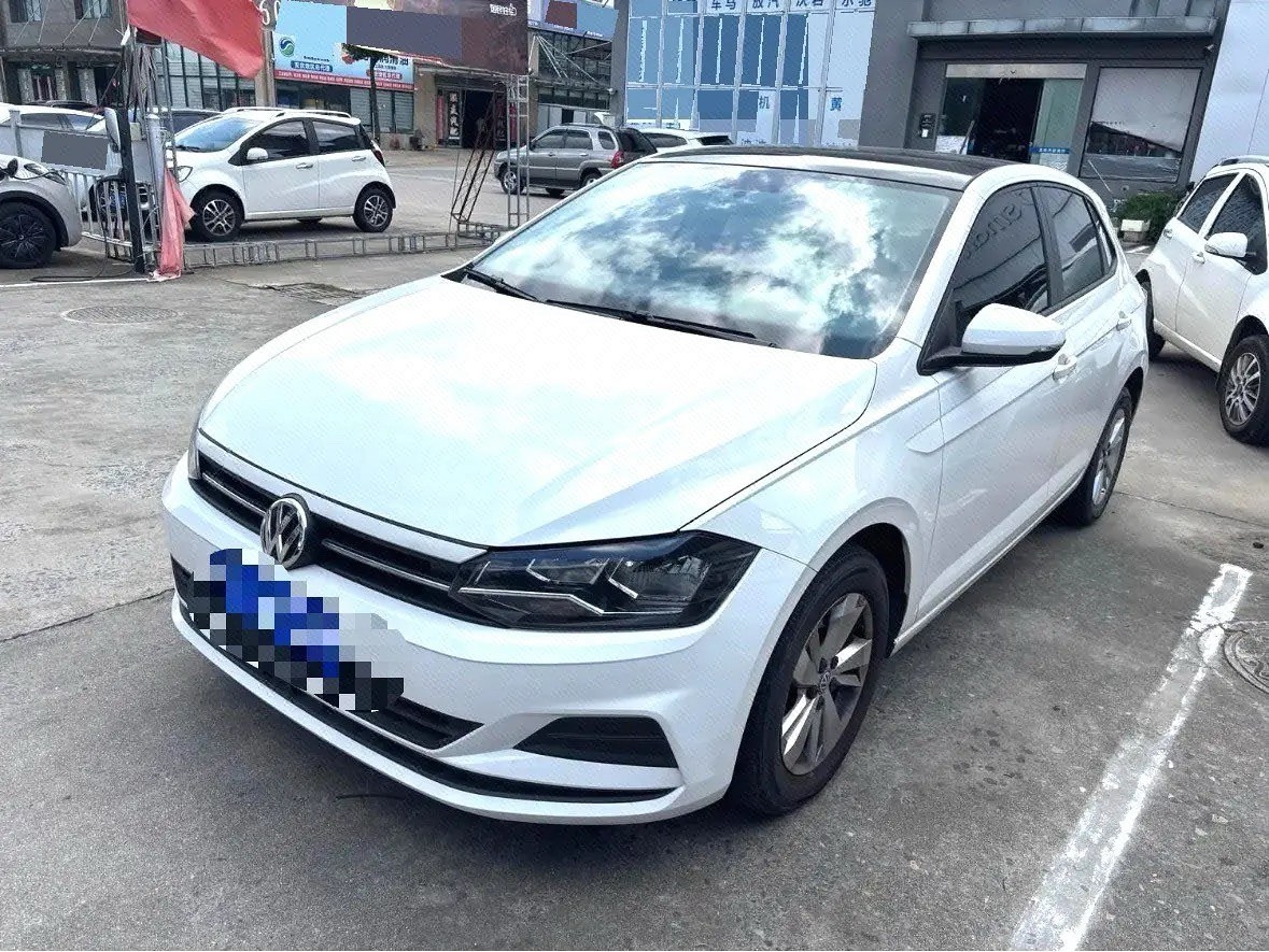Volkswagen Polo 2021 car image 