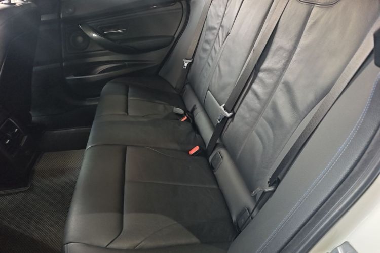 BMW 3 Series GT 2019 #13 BMW 3 Series GT 2019 immagine di auto #13
