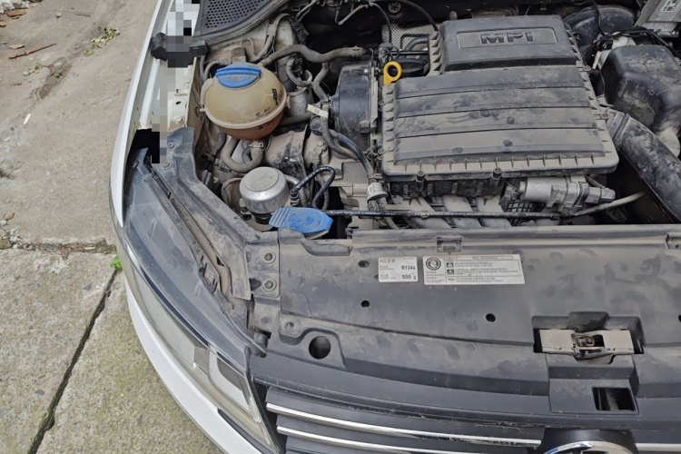 Volkswagen Santana 2019 car image #24