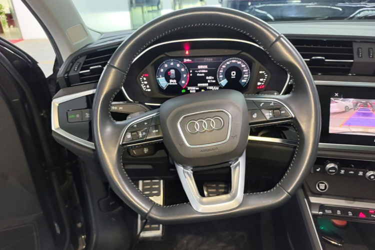 Audi Q3 2021 #11 Audi Q3 2021 car image #11