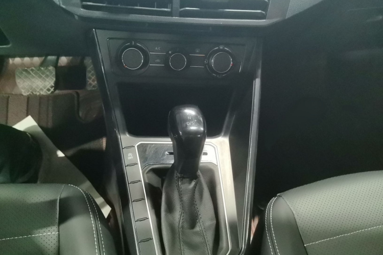 Volkswagen Lavida 2023 car image #12