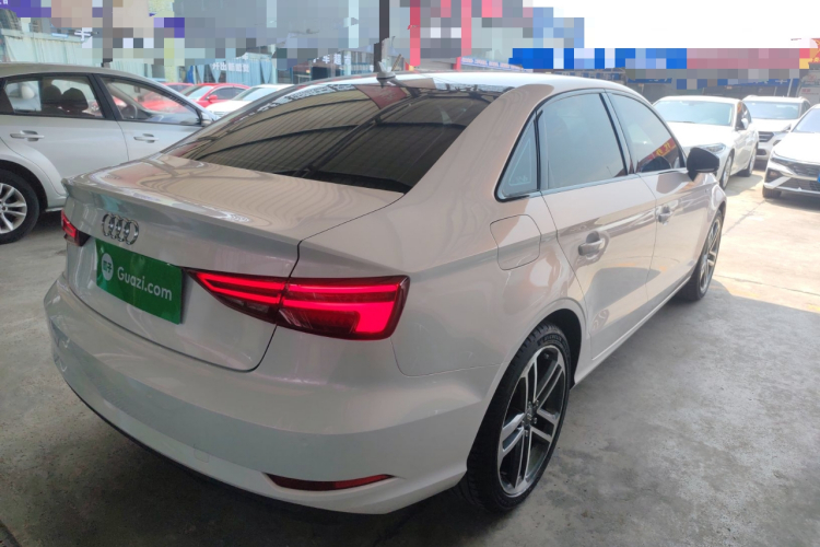 Audi A3 2018 car image #7