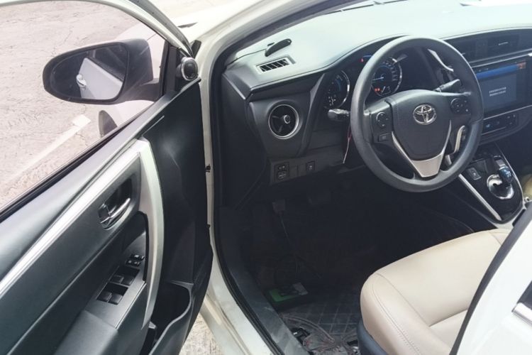 Toyota Corolla 2017 #16 Toyota Corolla 2017 car image #16
