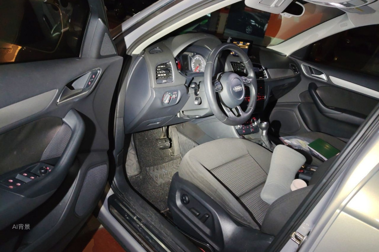 Audi Q3 2015 #18 Audi Q3 2015 car image #18