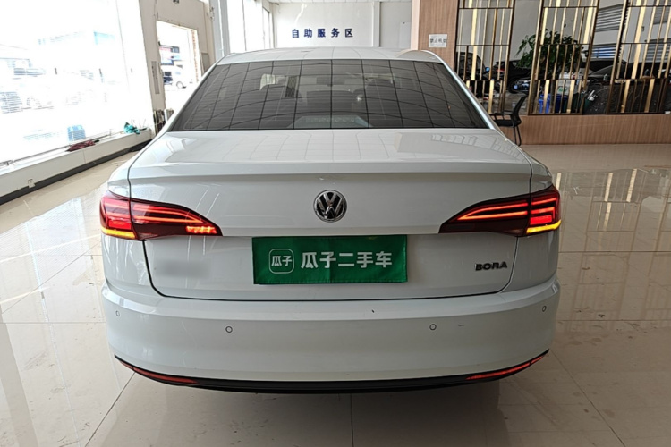 Volkswagen Bora 2020 car image #6