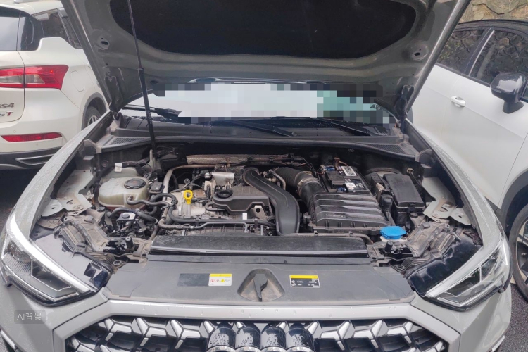 Audi Q3 2023 car image #22