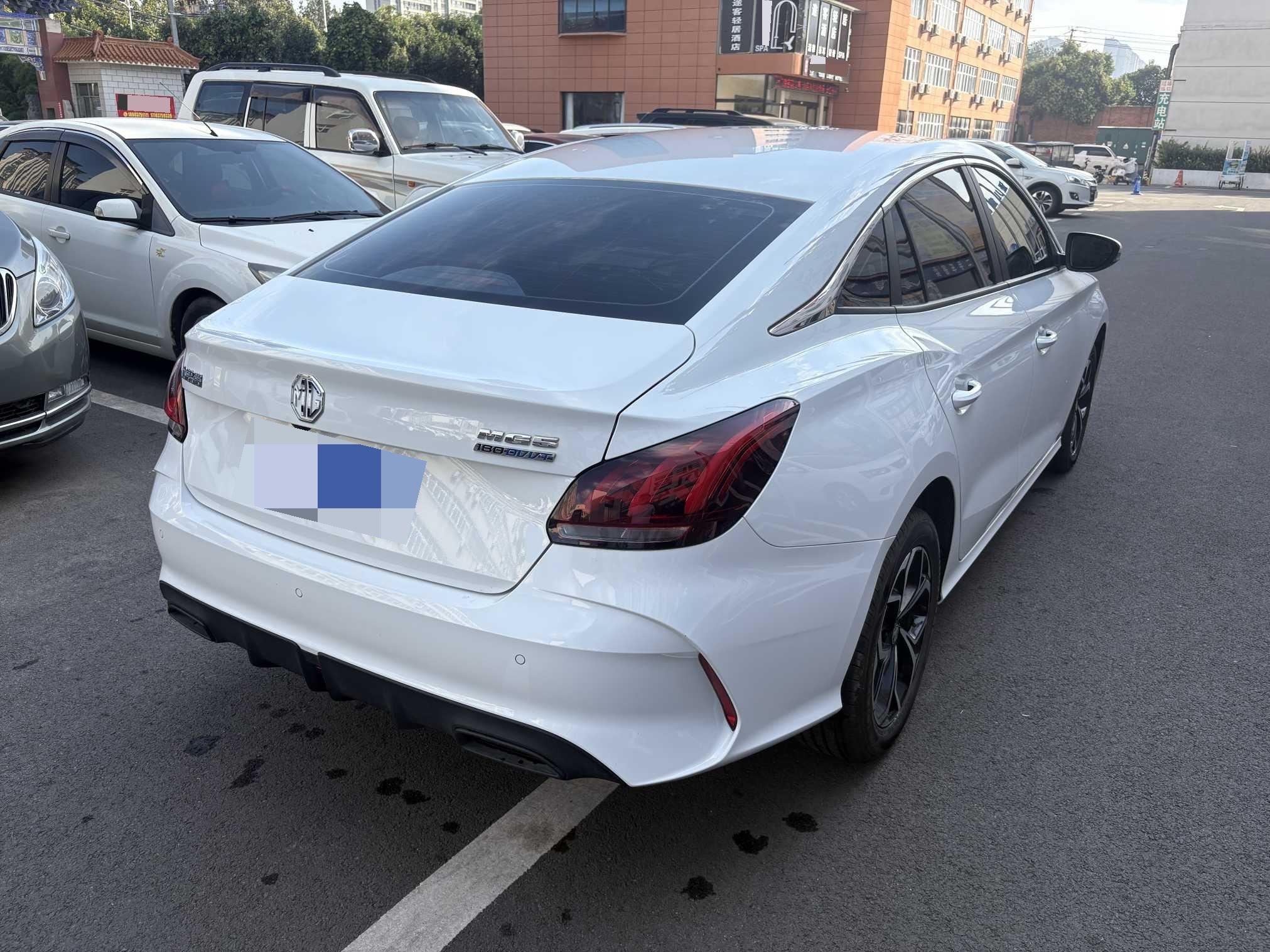 MG 5 2025 car image #5