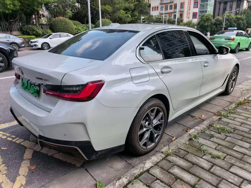 BMW i3 2024 car image #5