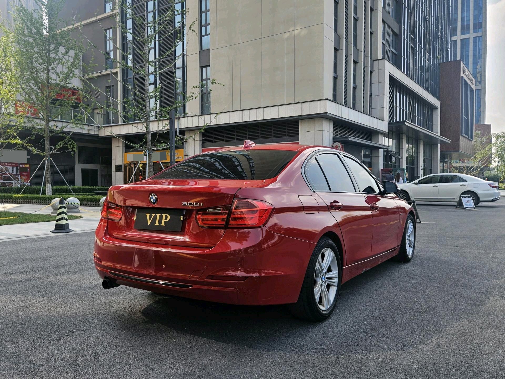 BMW 3 Series (Imported) 2013 car image #4