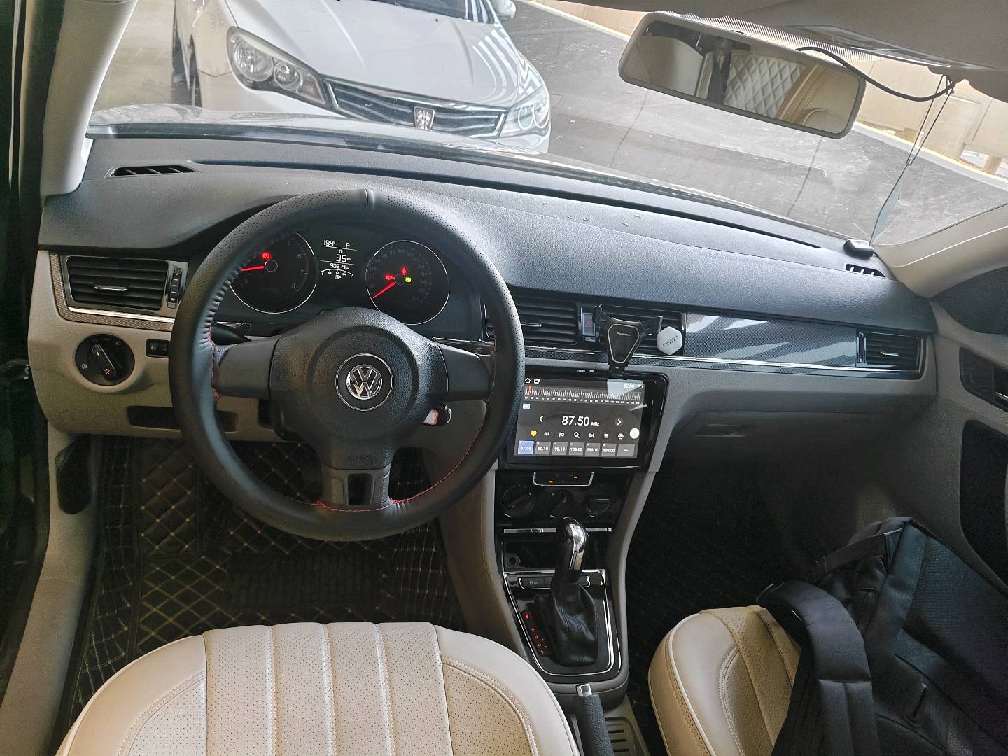 Volkswagen Bora 2013 #3 Volkswagen Bora 2013 car image #3