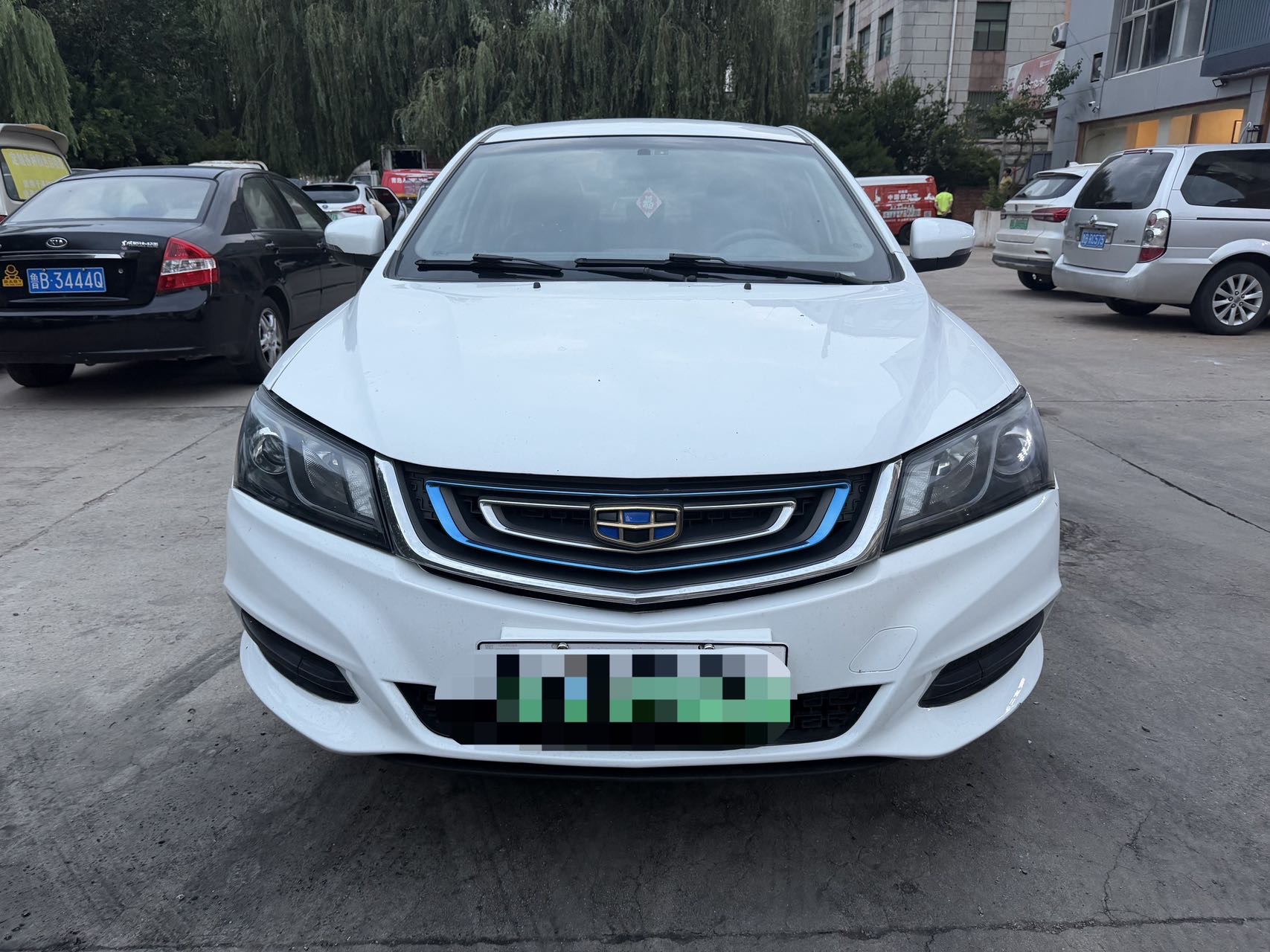 GEELY Emgrand New Energy 2018 #2 GEELY Emgrand New Energy 2018 car image #2