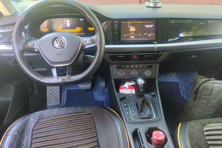 Volkswagen Lavida 2021 car image #11