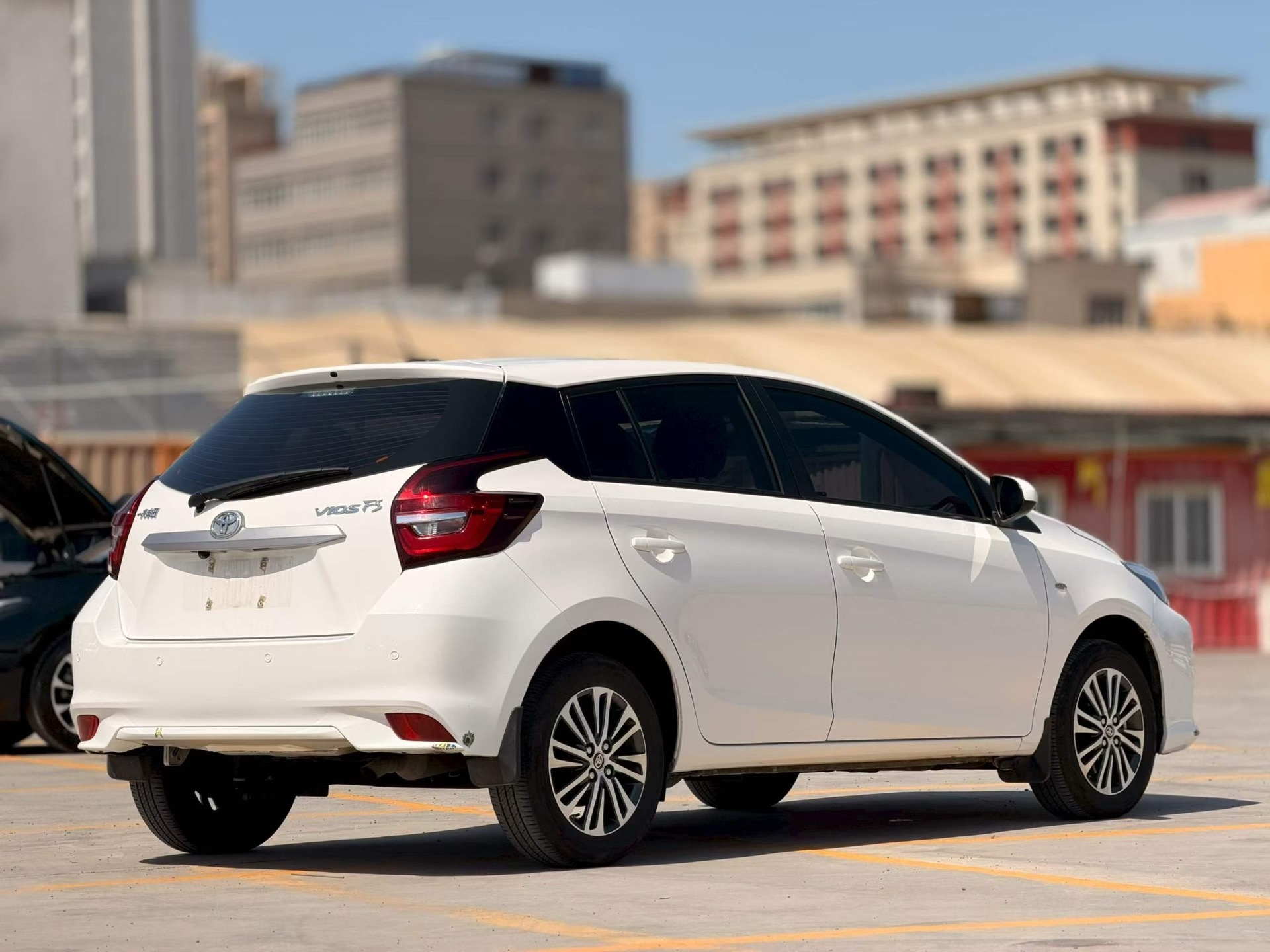Toyota Vios FS 2021 image de voiture #9