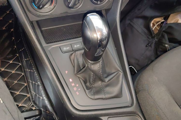 Volkswagen Lavida 2023 car image #18
