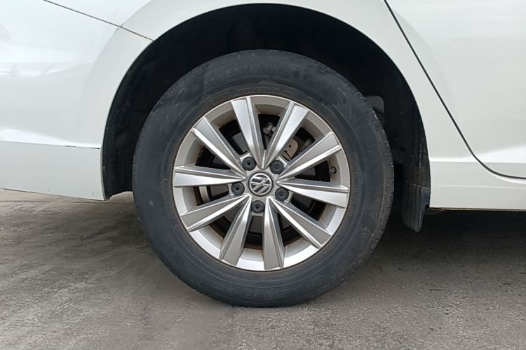 Volkswagen Lavida 2020 car image #10