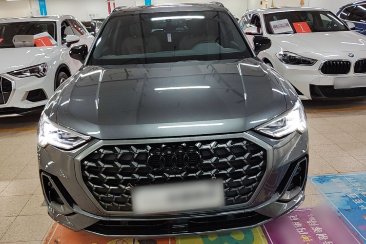 Audi Q3 2023 #3 Audi Q3 2023 car image #3