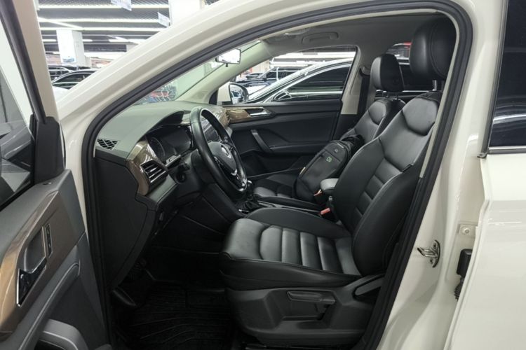 Volkswagen Tharu 2021 imagem de carro #15