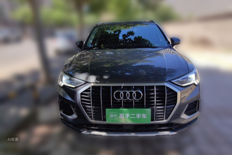 Audi Q3 2021 car image #3