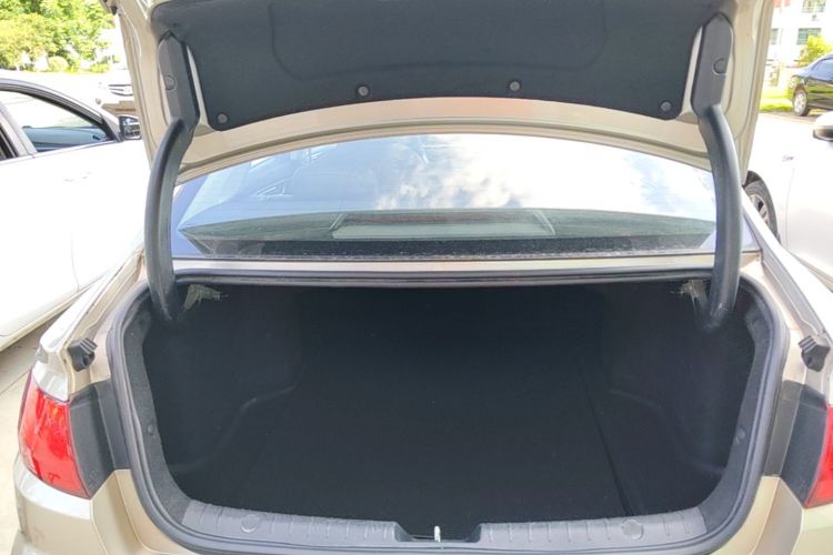 GEELY Emgrand GL 2018 #19 GEELY Emgrand GL 2018 image de voiture #19
