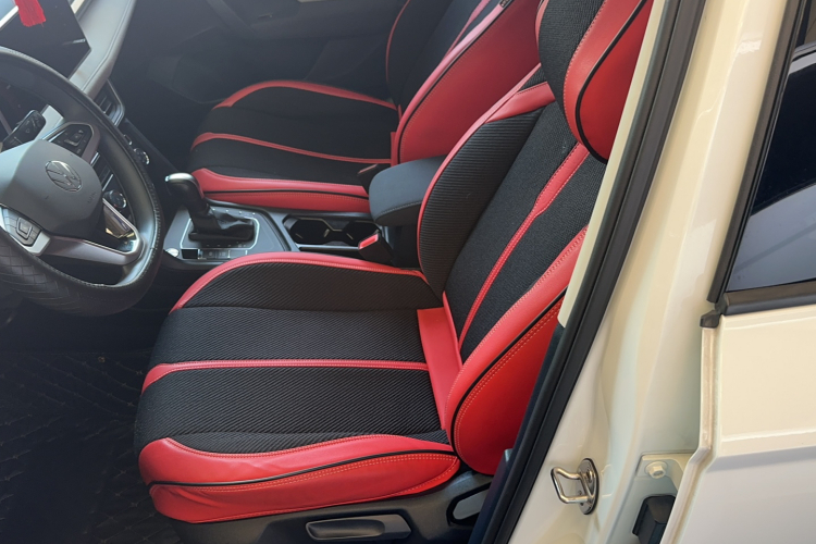 Volkswagen Tharu 2024 car image #19