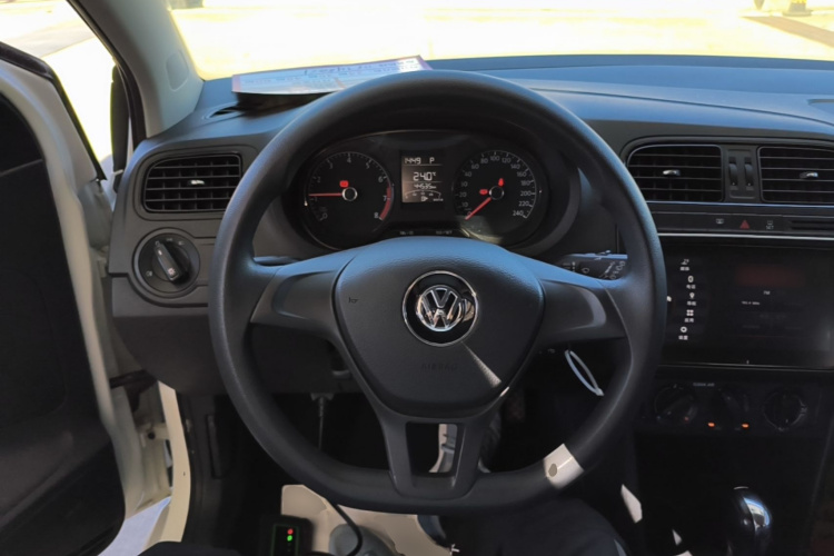 Volkswagen Polo 2019 #11 Volkswagen Polo 2019 car image #11