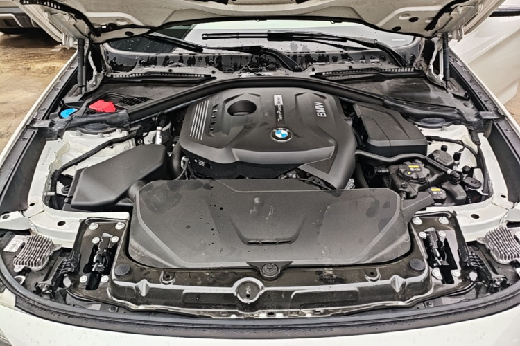 BMW 3 Series GT 2020 #20 BMW 3 Series GT 2020 صورة سيارة #20