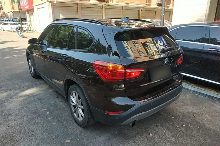 BMW X1 2017 #5 BMW X1 2017 car image #5