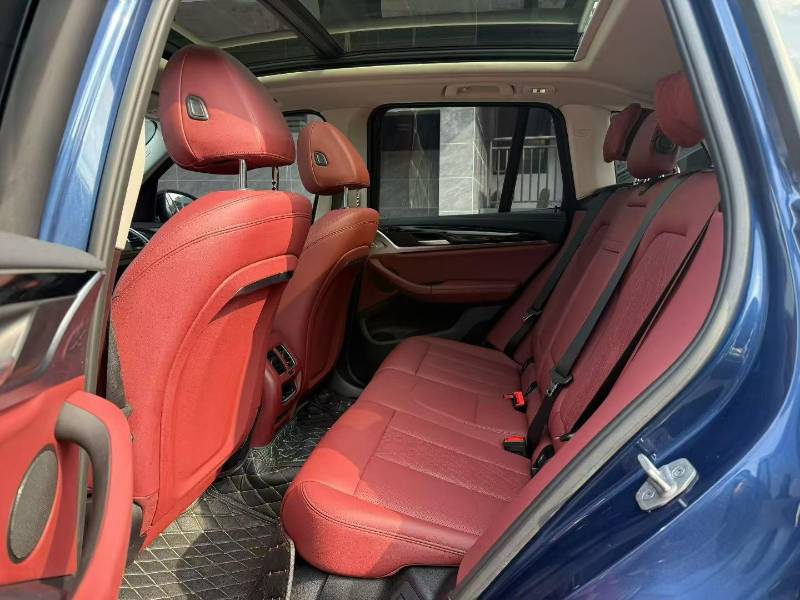BMW X3 2022 car image #8