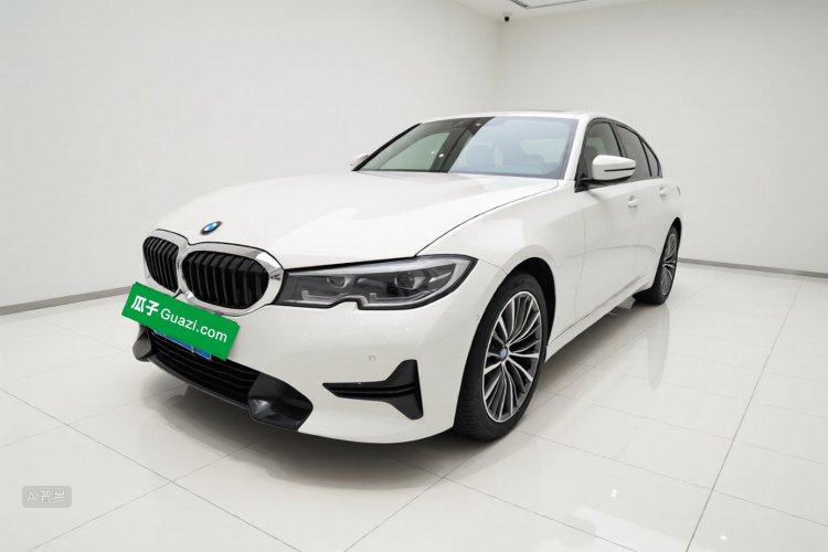 BMW 3 Series 2020 car image #2