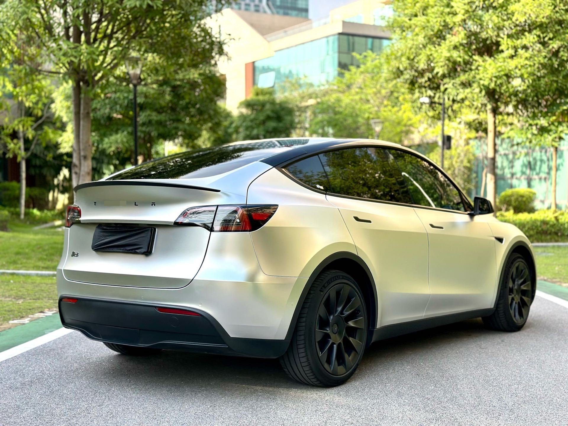 Tesla Model Y 2021 #6 Tesla Model Y 2021 صورة سيارة #6