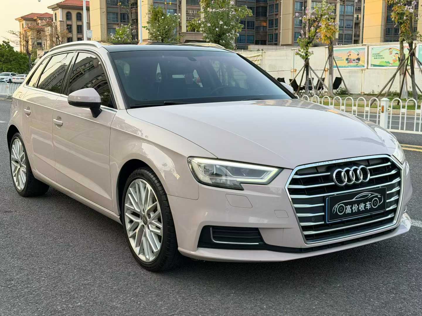 Audi A3 2018 car image #3
