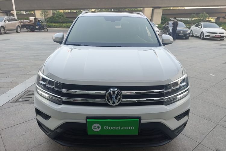 Volkswagen Tharu 2019 immagine di auto #3