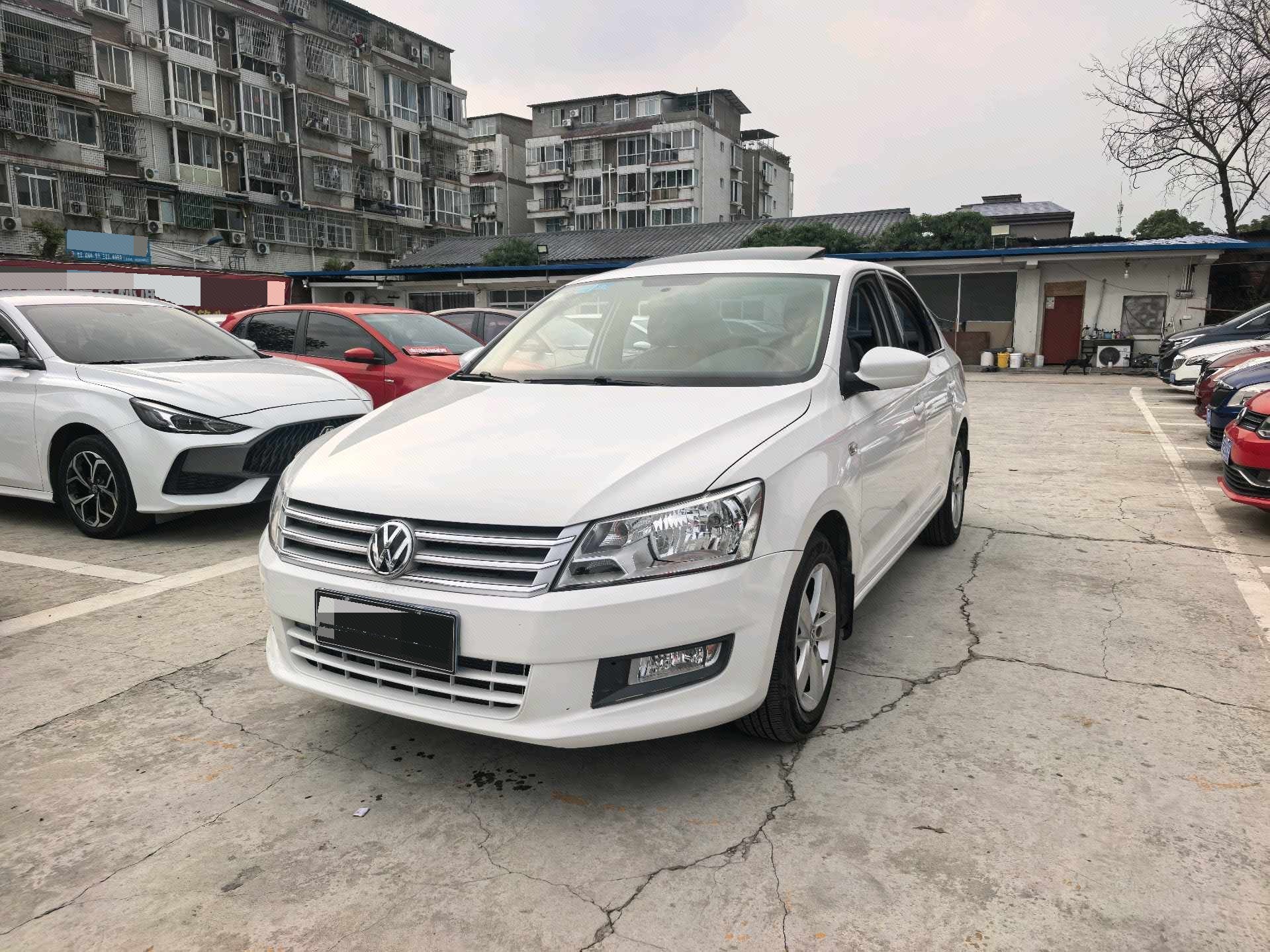 Volkswagen Santana 2015 car image 