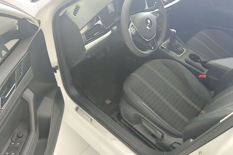 Volkswagen Lavida 2021 car image #16
