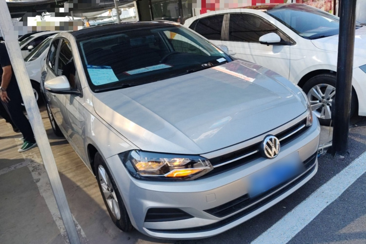Volkswagen Polo 2020 car image #4