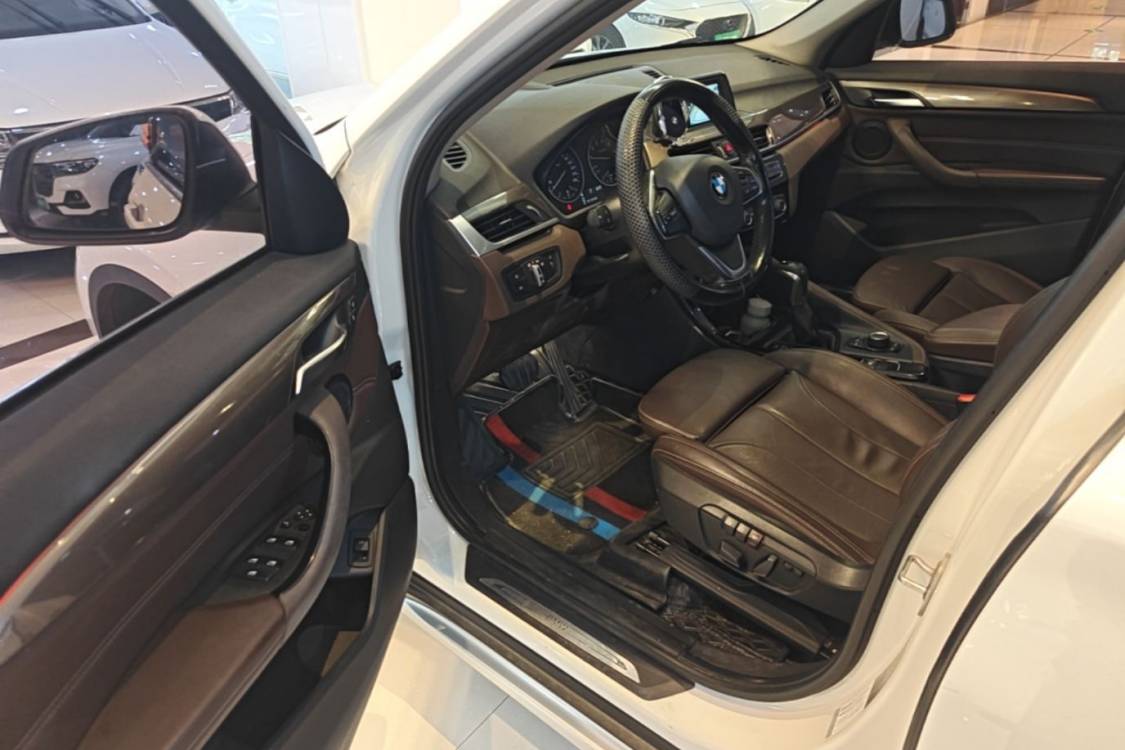 BMW X1 2018 #24 BMW X1 2018 car image #24