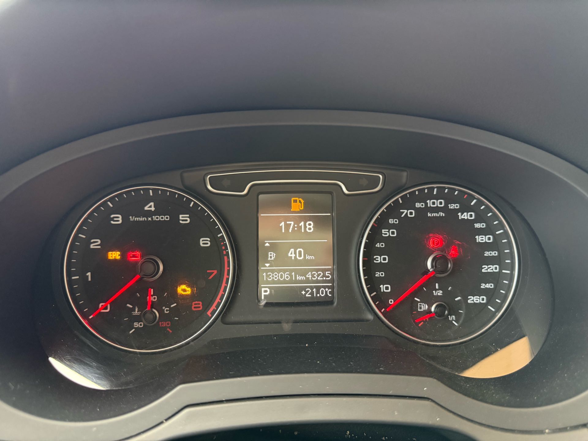 Audi Q3 2015 изображение автомобиля #6