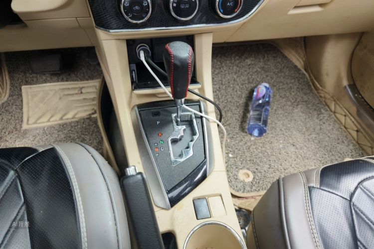 Toyota Corolla 2015 car image #16