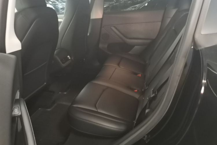 Tesla Model Y 2023 #17 Tesla Model Y 2023 car image #17