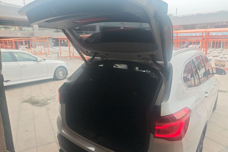 BMW X1 2019 #19 BMW X1 2019 car image #19