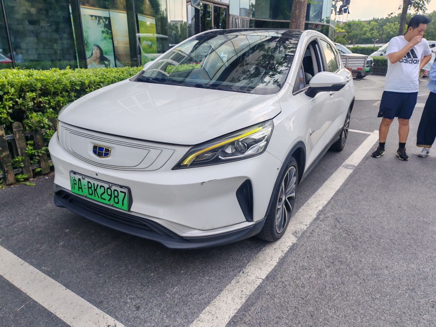 GEELY Emgrand GSe 2018 GEELY Emgrand GSe 2018 car image